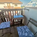 Elegant 150m From The Apartment *
