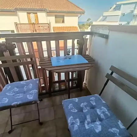 Elegant 150m From The Apartment *