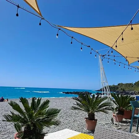 Lägenhet Elegant 150m From The *