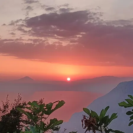 Lägenhet Elegant 150m From The *