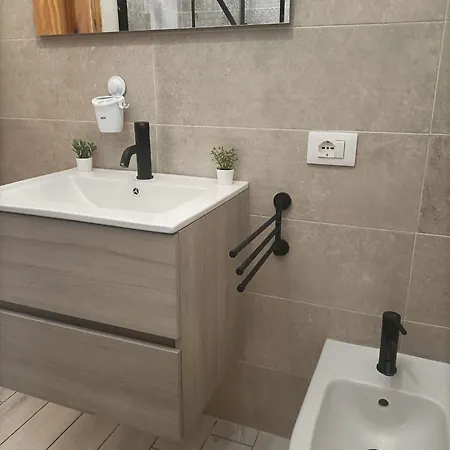 Elegant 150m From The Lägenhet