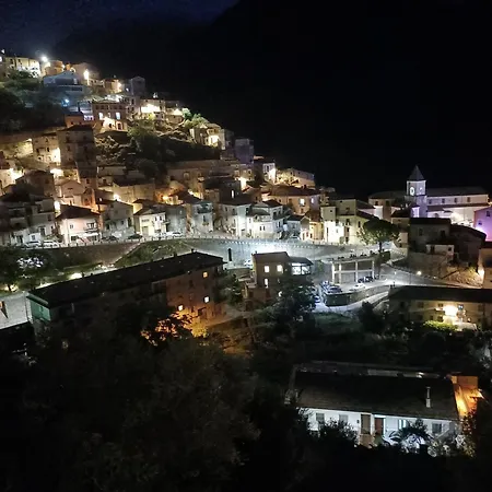 Elegant 150m From The Apartment Scalea
