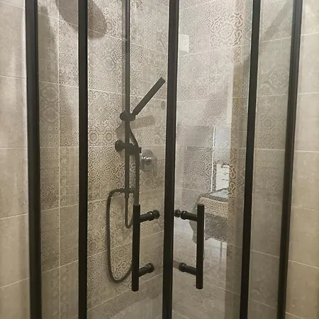 Lägenhet Elegant 150m From The Scalea