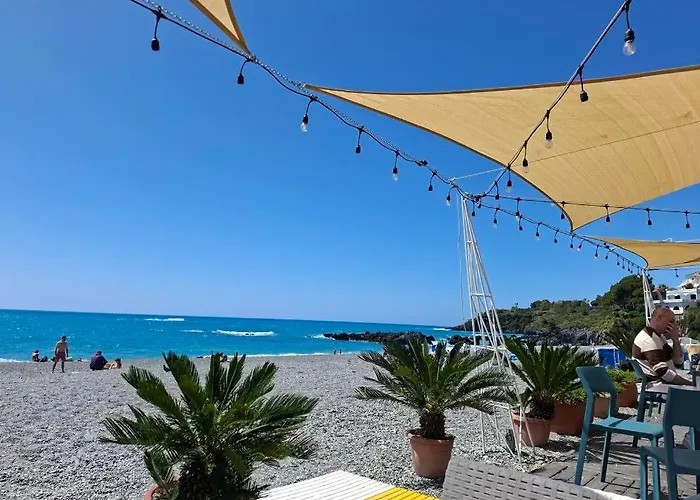 Apartman Elegant 150m From The *