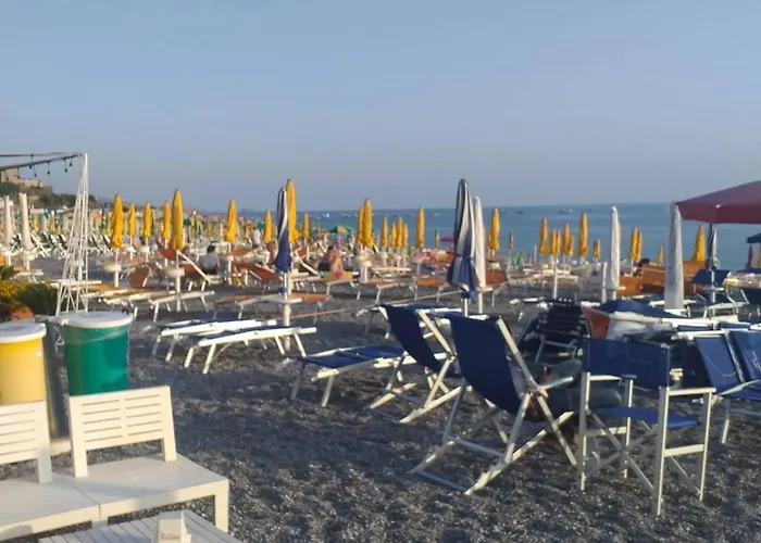 Apartman Elegant 150m From The